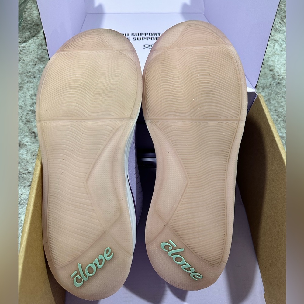 Clove Shoes - lavender W8.5/M7 - Picture 2 of 5